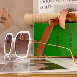 Picture of Bottega Veneta Sunglasses _SKUfw40961875fw